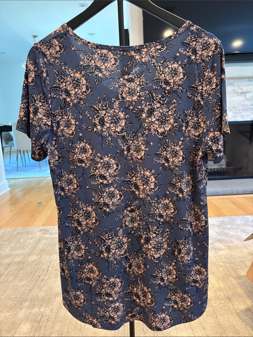 NWOT LuLaRoe Floral Tee - Picture 3 of 4